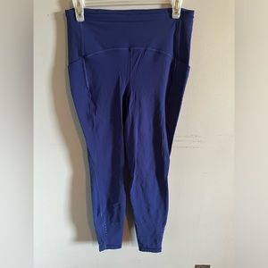 Size 8 Fast and Free 28” Lululemon leggings